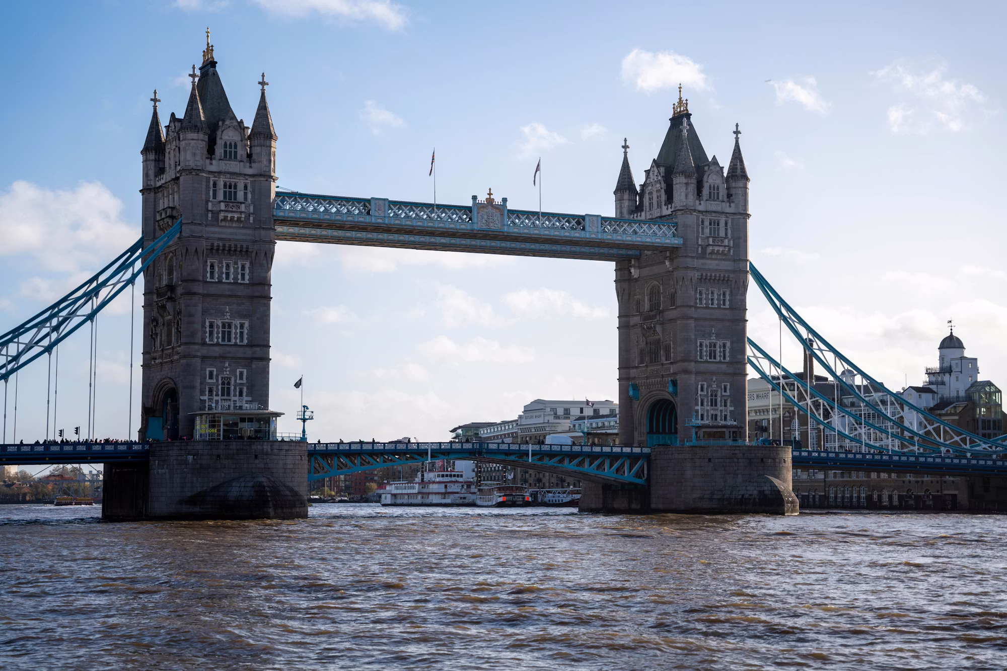 音楽の魔法：それが文化をつなぎ、魂を癒す方法